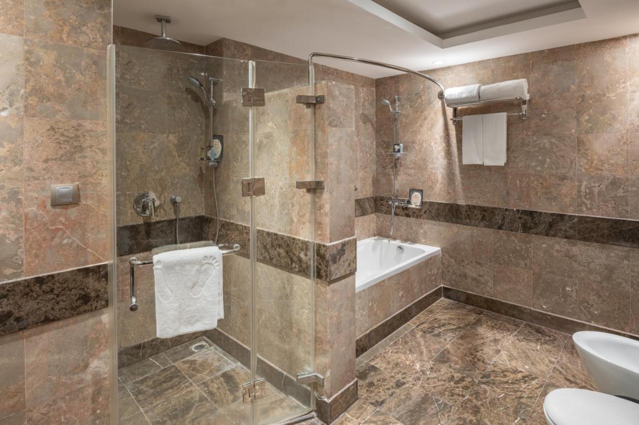 Millennium Makkah Al Naseem Mecca Екстер'єр фото Bathroom